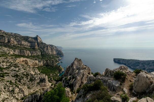 Photo de la mer vue des falaises